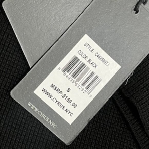 NEW Cyrus Black Women’s Sweater Size Small Ragland Sleeves Cropped Relaxed Fit - Picture 5 of 12